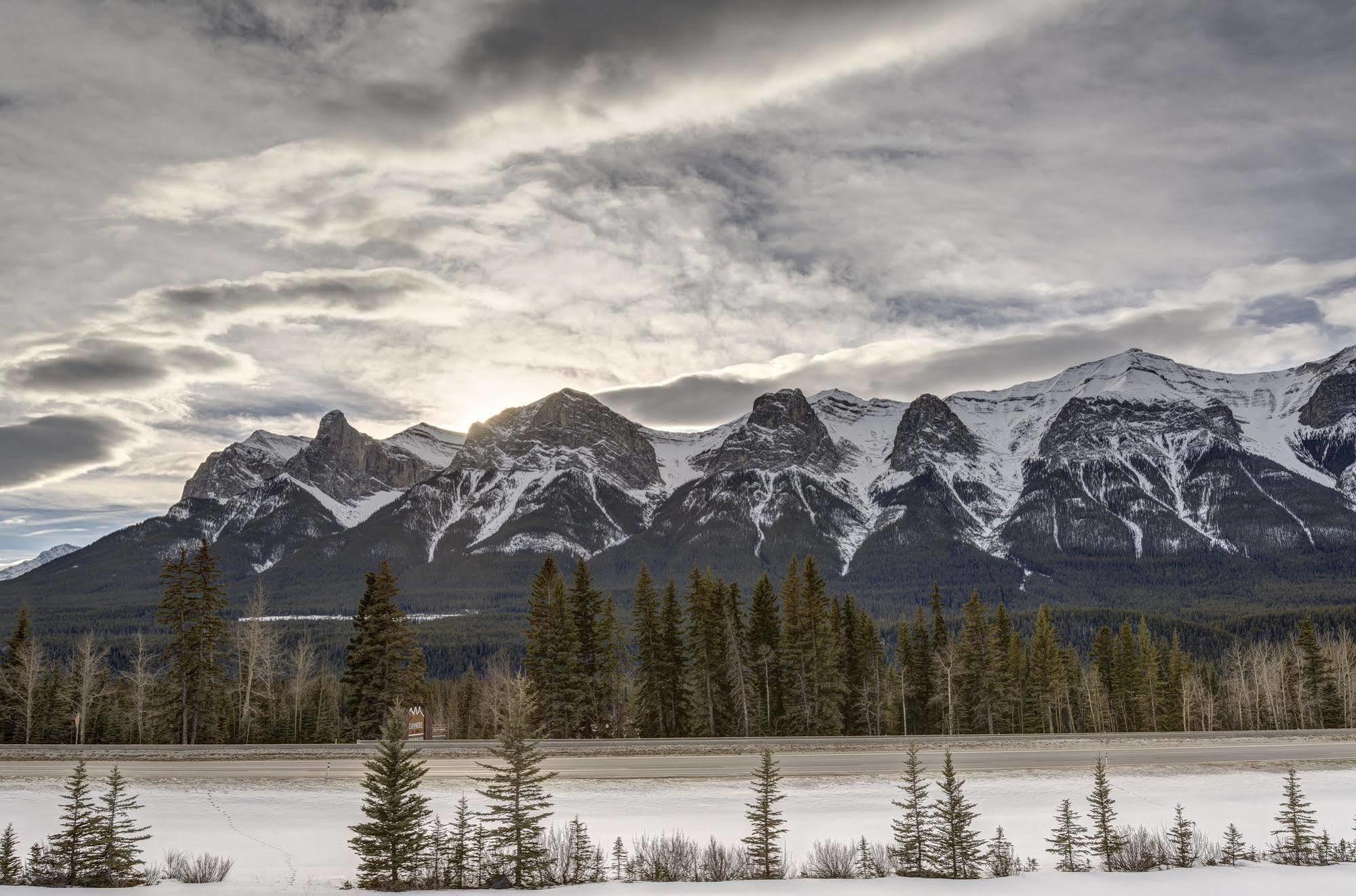 Inn Of The Rockies Canmore Zewnętrze zdjęcie
