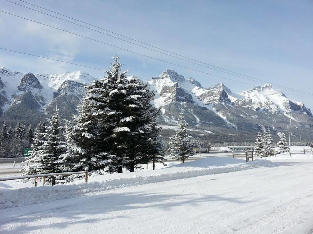 Inn Of The Rockies Canmore Zewnętrze zdjęcie